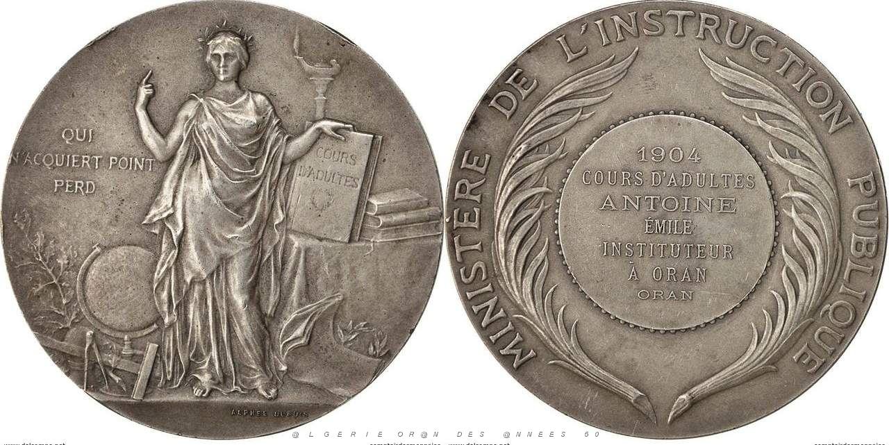 MEDAILLES D AFN 189.jpg